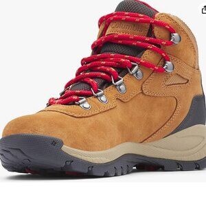 Columbia Women's Newton Ridge™ Plus Waterproof Amped Size 7